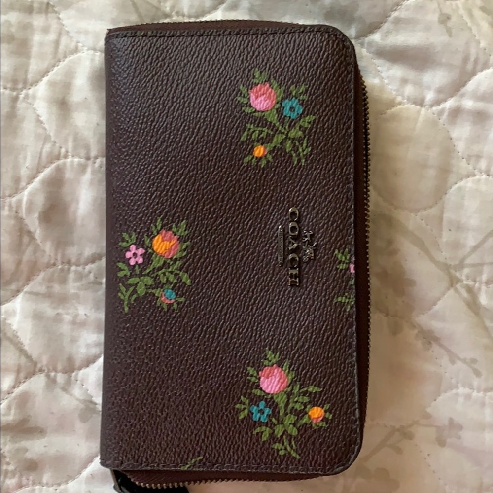 Coach wallet